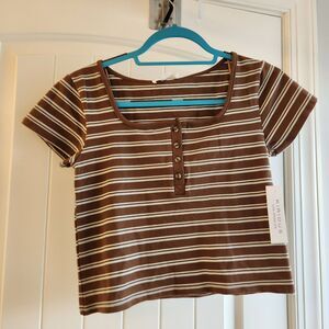 Kirious Striped Button Cropped T-Shirt Women's/Junior's Small Y2K, Skater, Retro